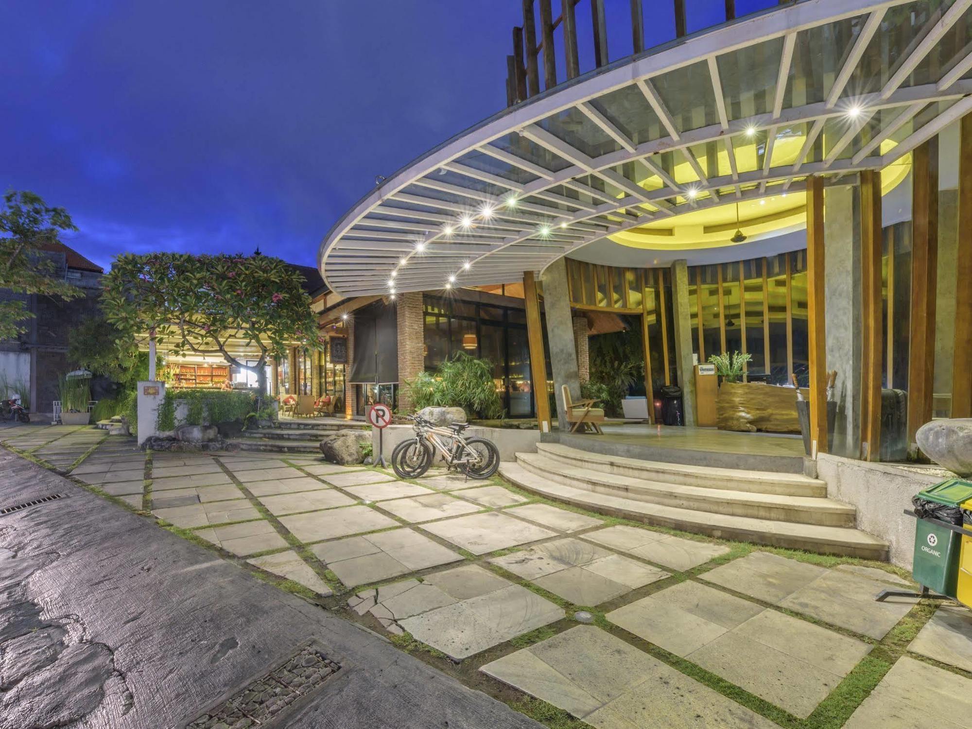 Maca Villas & Spa Bali Seminyak Buitenkant foto